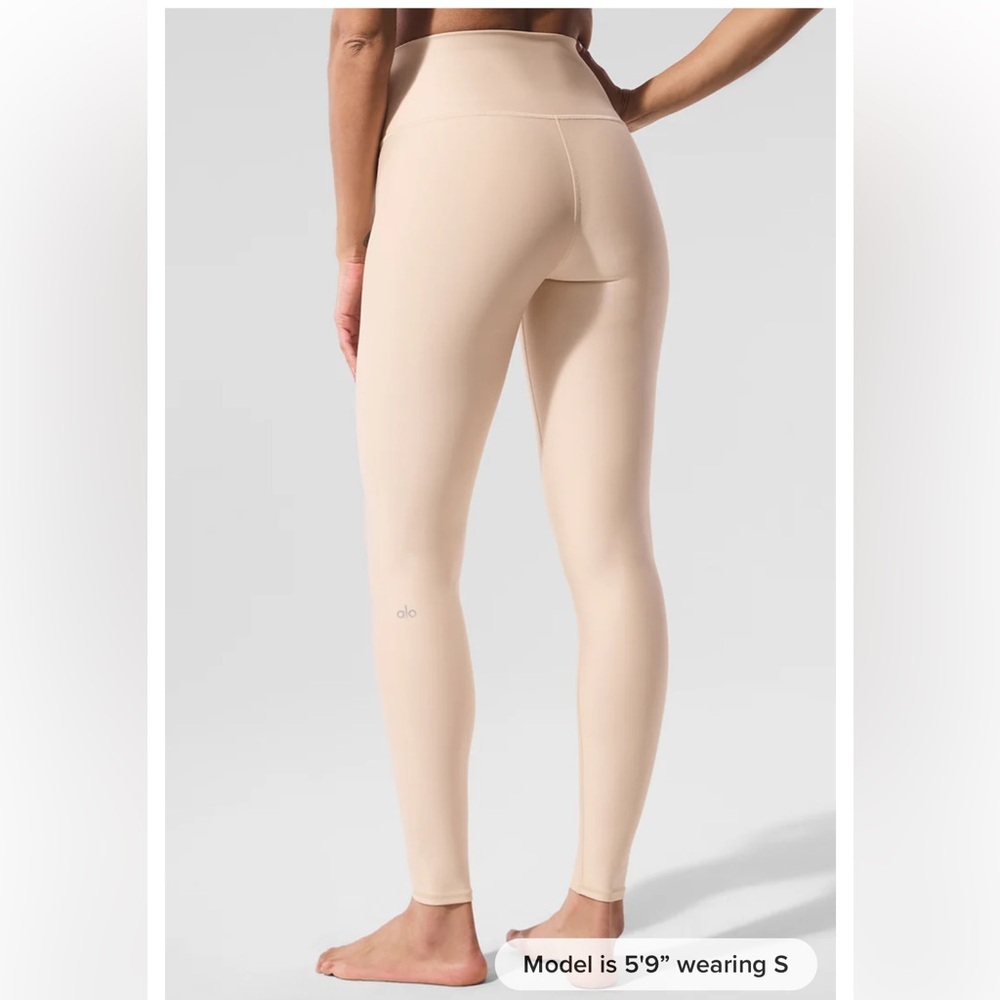 ALO Yoga Women's High-Waist Leggings in Nude